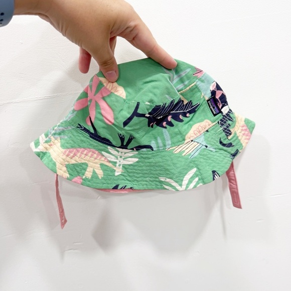Patagonia Two-Sided Baby Sun Bucket Hat Jungle Print - Picture 1 of 5